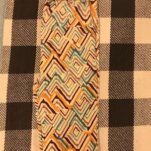 OS LuLaRoe Leggings. Worn once! Buttery soft!